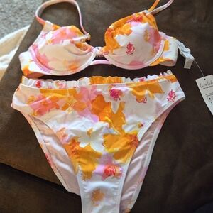 Cupshe Floral Bikini in Pink and Orange